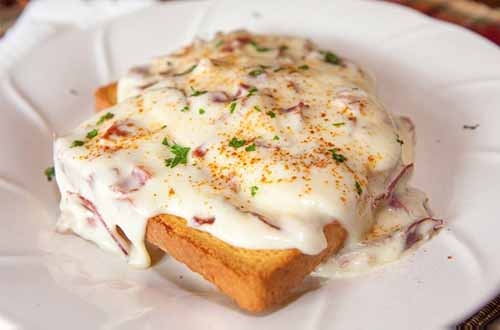 Creamed Chipped Beef On Toast