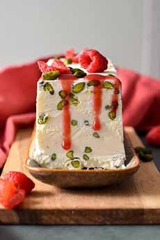 Profiteroles Nougat Glacé